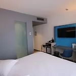 コルマール ホテル