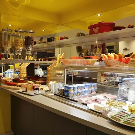 Colmar Hotel 3*