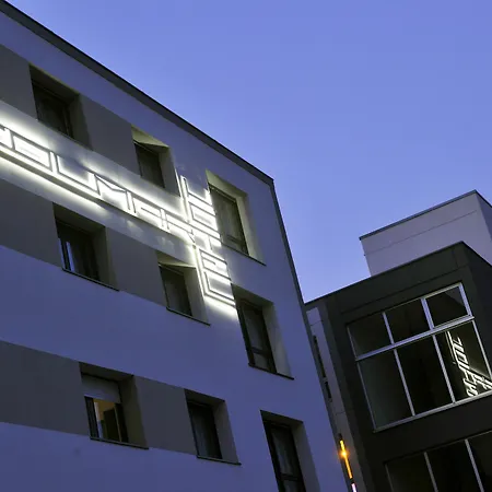 Colmar Hotel 3*