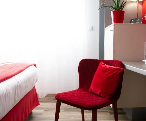 ホテル コルマール ホテル 3*